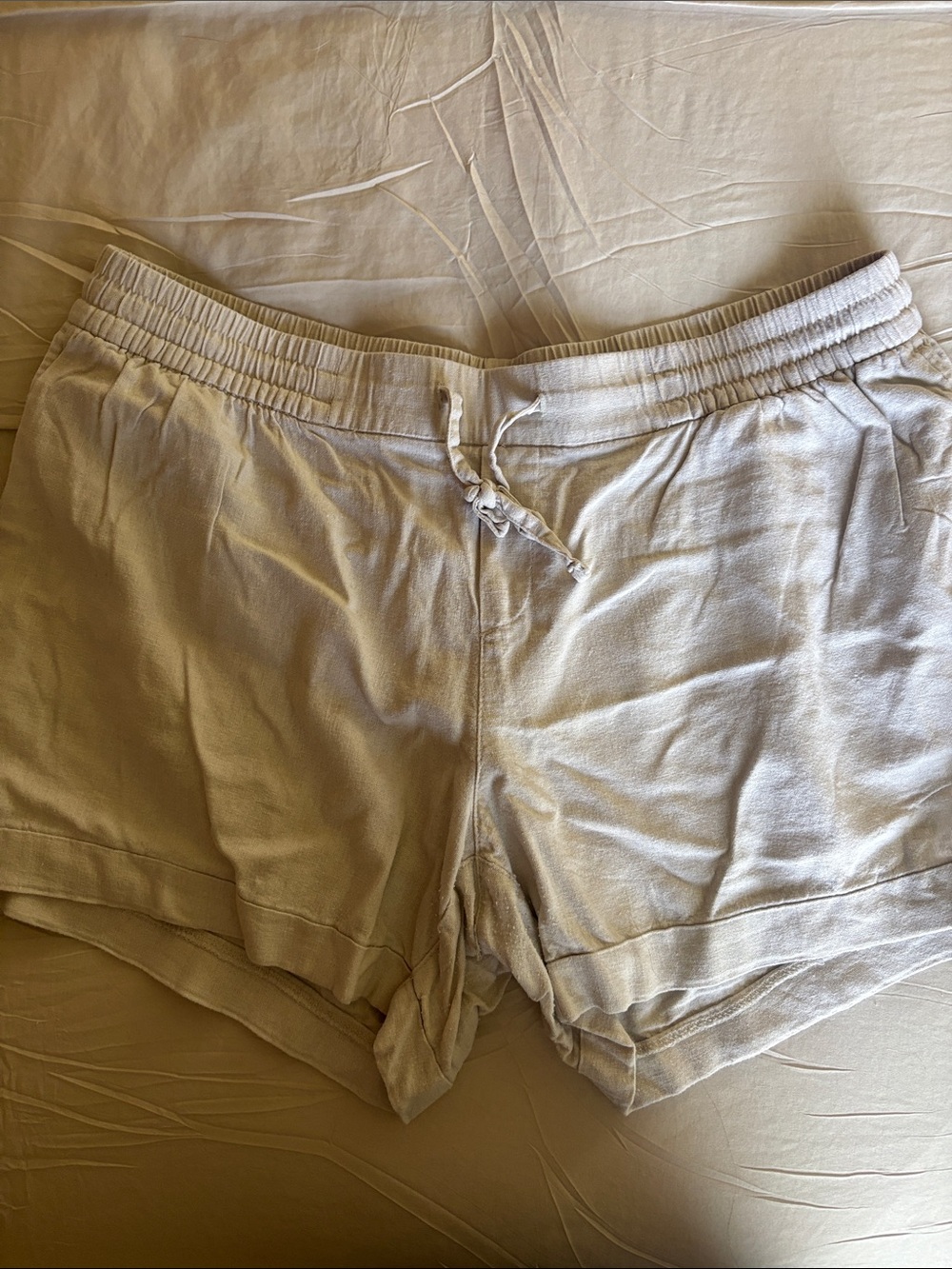 Old Navy Light Cream Drawstring Shorts